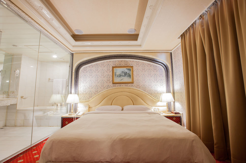 Mila Hotel 타이중 외부 사진