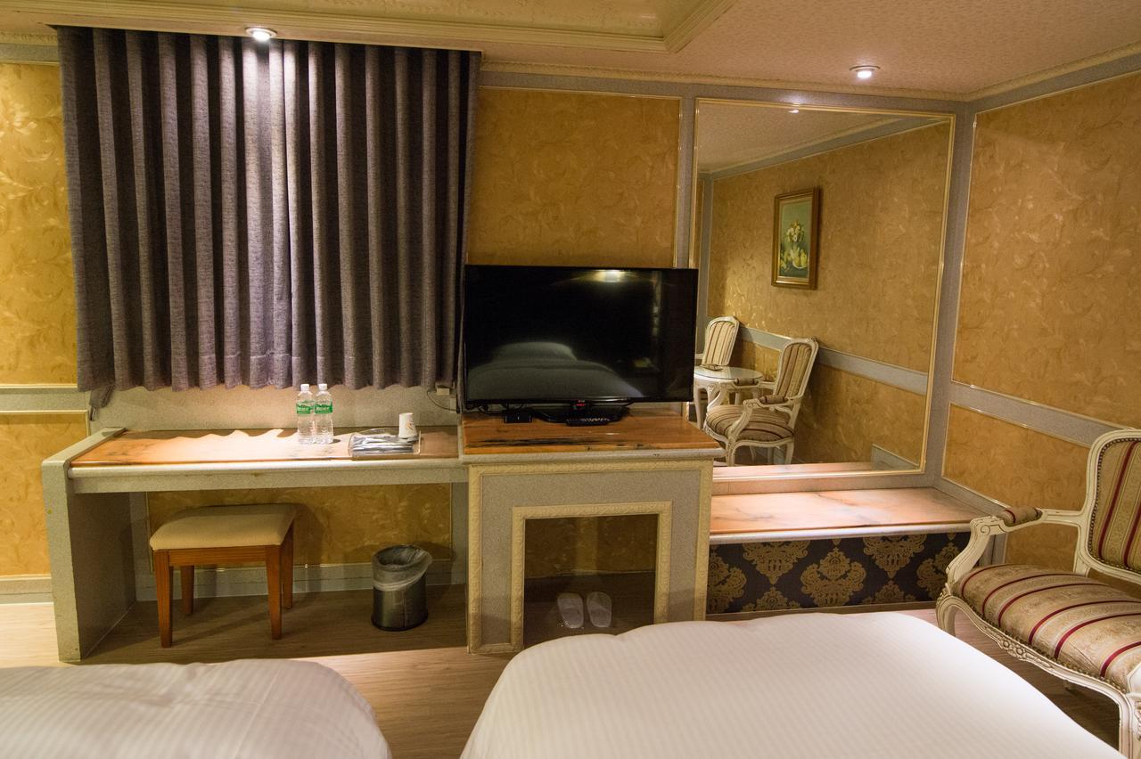 Mila Hotel 타이중 외부 사진